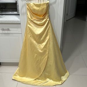 Woman’s formal dress, needs to be dry cleaned, David’s Bridal, Size 2 m, yellow